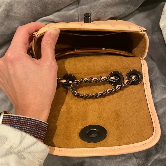 ✨Coach (NWOT) Madison Crossbody Bag✨ - Picture 7 of 8